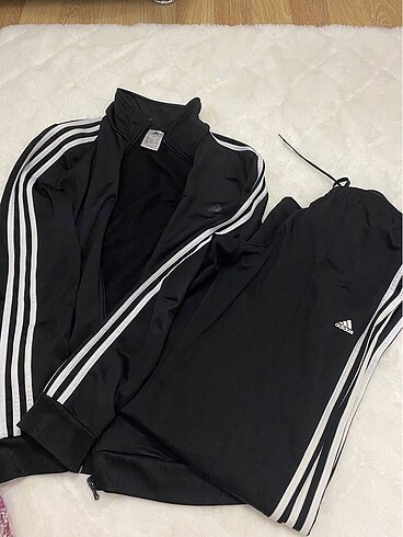 Adidas eşofman takımı