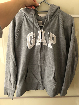 Gap sweatshirt
