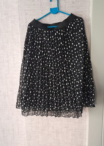 Puantiyeli Siyah Piliseli Midi Etek - Görsel 3