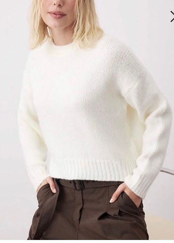 Beyaz Rahat Kesim Kadın Yün Kazak - Görsel 2