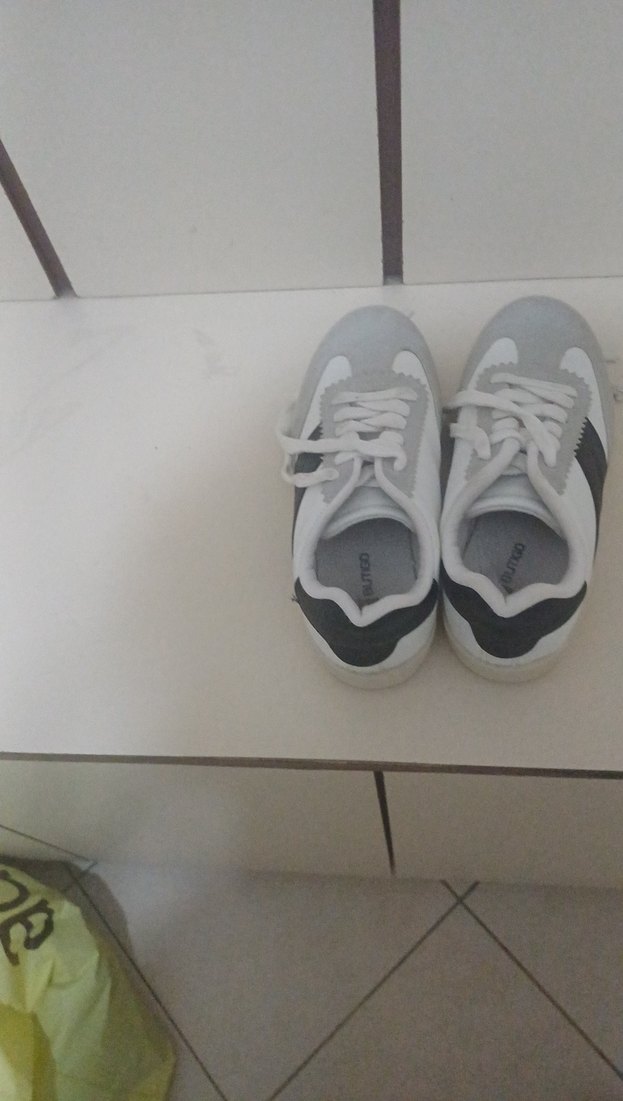 Gri Beyaz cocuk spor ayakkabi - Görsel 4