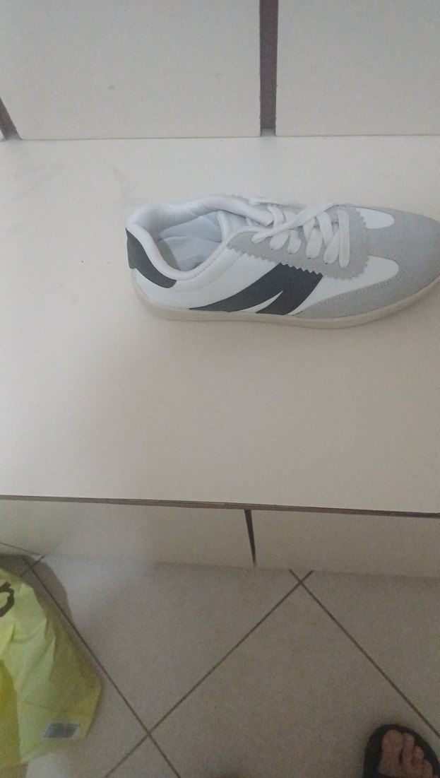 Gri Beyaz cocuk spor ayakkabi - Görsel 2