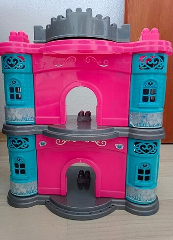 Barbie oyuncak ev