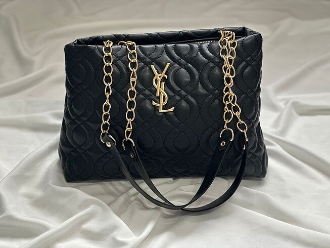 Yves Saint Laurent Askılı Kol Çantası