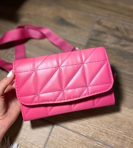 Pembe Askılı Kol Çantası