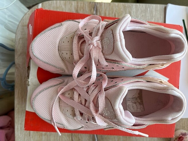 Nike Pembe Nike