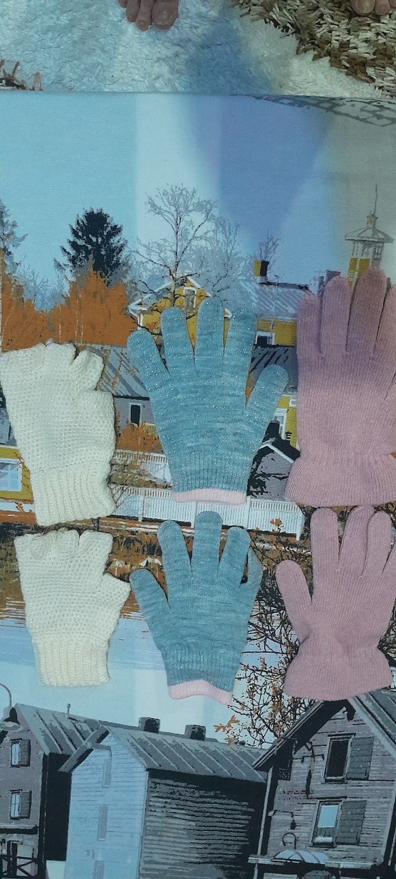 3 çift eldiven 6-7-8-9 yasa kadar olur - Görsel 4