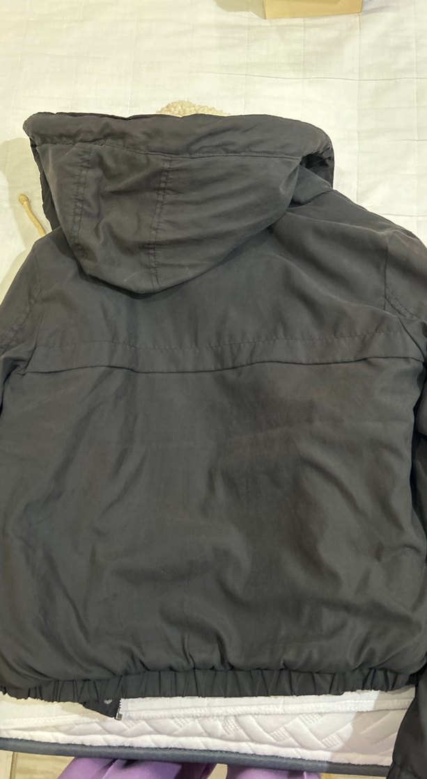 Siyah Düğmeli Kadın Mont - Görsel 3