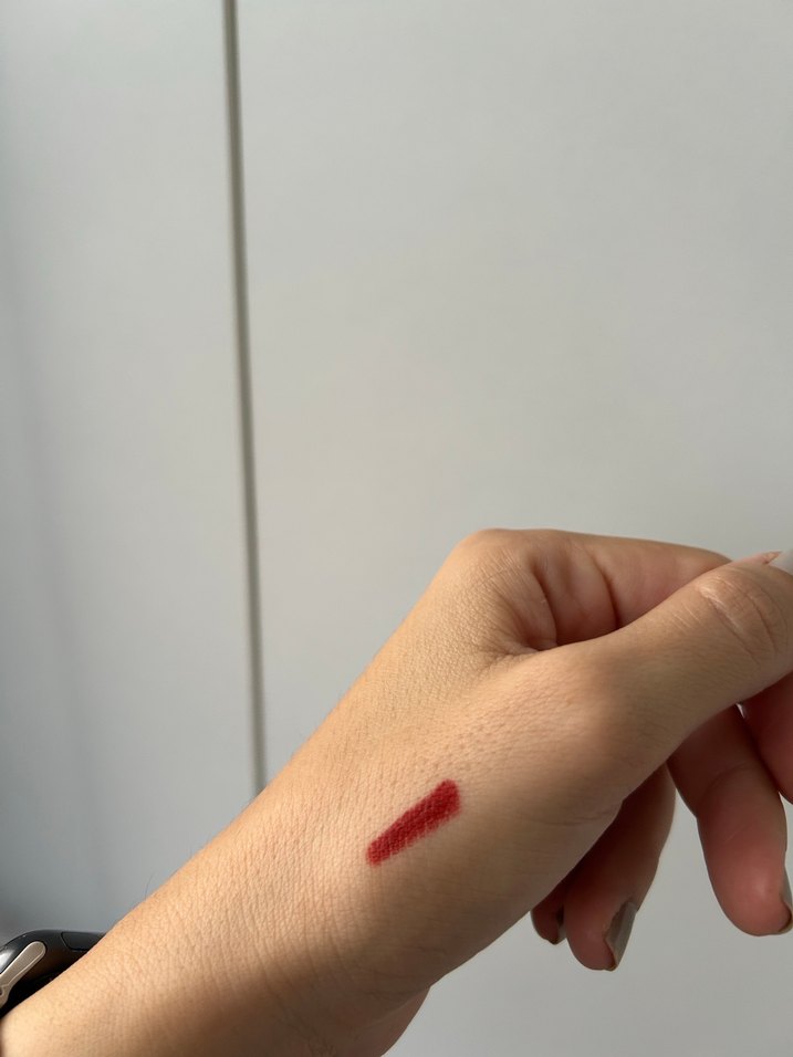 NARS Koyu Kırmızı Ruj - Görsel 3