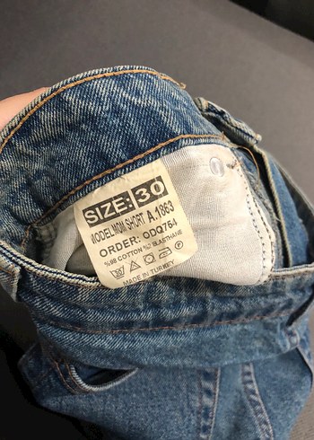 Kadın Yırtık Kot Şort Bol Kesim - Görsel 2