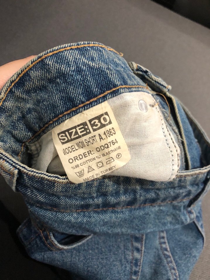 Kadın Yırtık Kot Şort Bol Kesim - Görsel 2