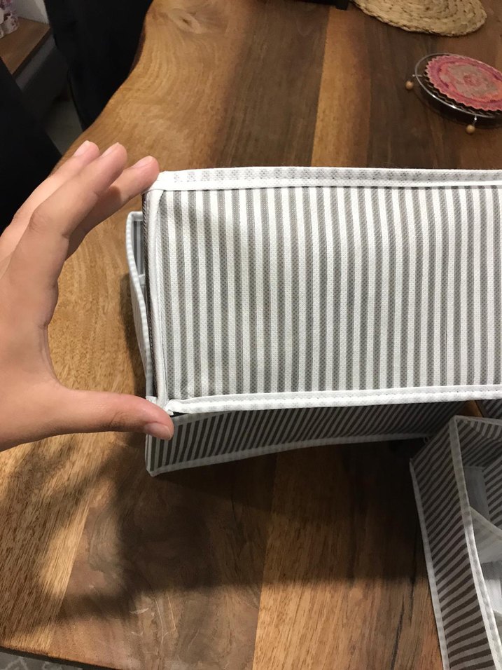 Gri Çizgili Dolap Düzenleyici - Görsel 5