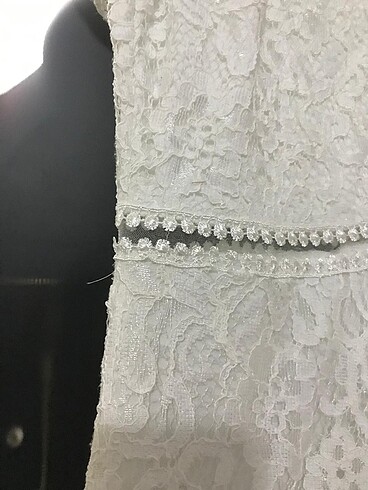 Beyaz dantel detaylı balık model elbise - Görsel 9