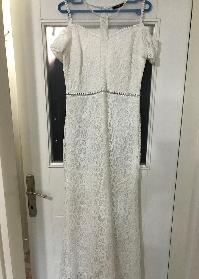 Beyaz dantel detaylı balık model elbise - Görsel 5