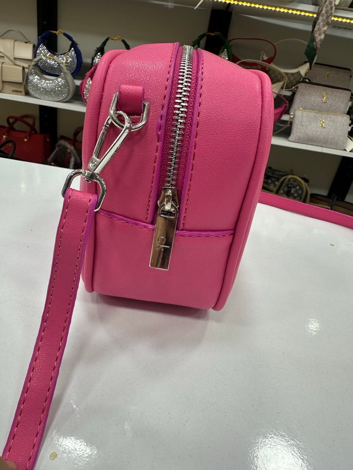Calvin Klein Pembe Kadın Çapraz Çantası - Görsel 2