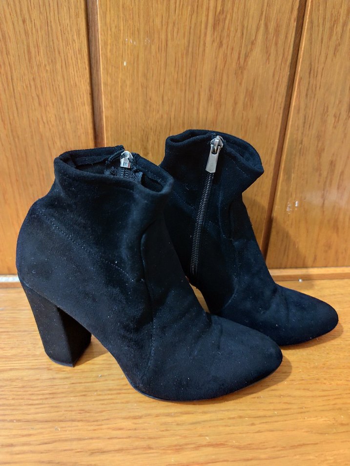 Siyah Süet Topuklu Kadın Bot - Görsel 2