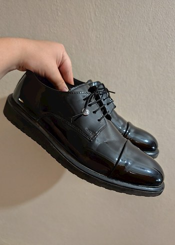 Parlak rugan Siyah Klasik Erkek Ayakkabı - Görsel 2