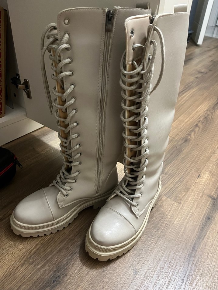 Kadın bej Deri Bağcıklı Diz Boyu Bot - Görsel 4