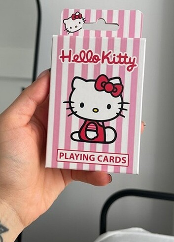  Beden Hello Kitty iskambil kağıdı 