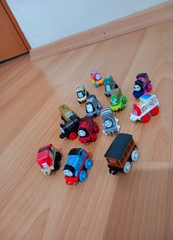 Thomas mini trenler