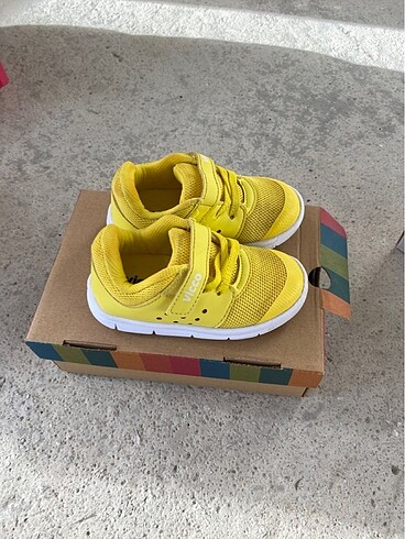 Vicco sarı ayakkabı