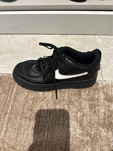 37 Beden siyah Renk Nike air force 1 siyah