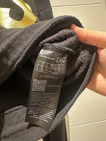 m Beden siyah Renk Guess- Crop Sweatshirt