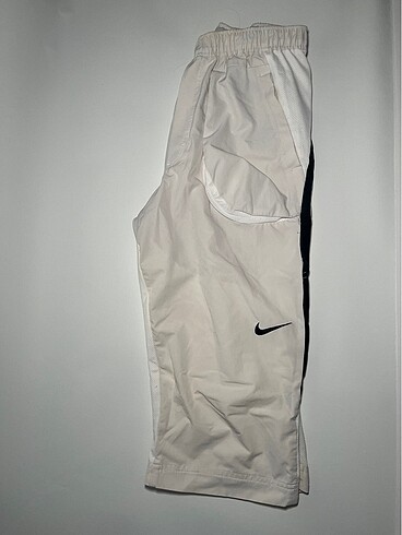 Nike Kapri Şort