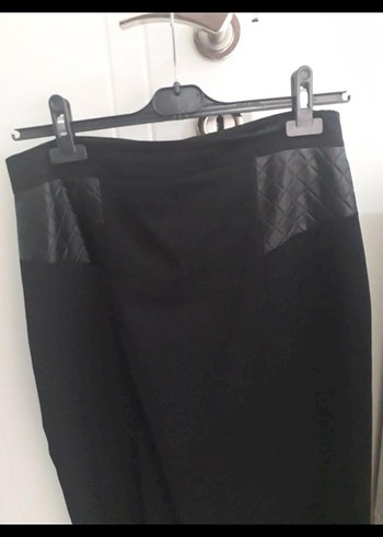 Siyah Deri detaylı Uzun Kadın Etek - Görsel 2