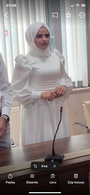 Diğer nikah elbisesi 