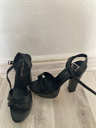 Zara Kadın topuklu ayakkabı