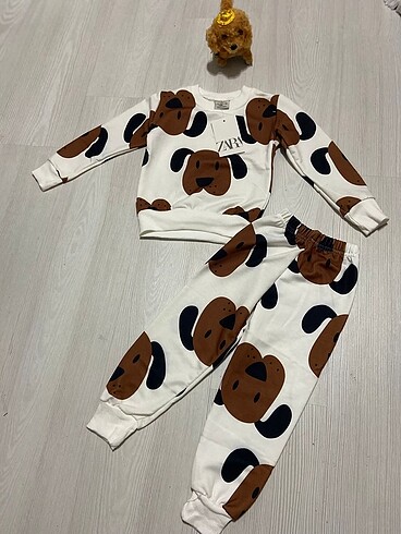 4 Yaş Beden Zara Model Çocuk Takım