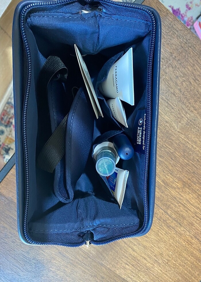 Makyaj cantası - Görsel 3