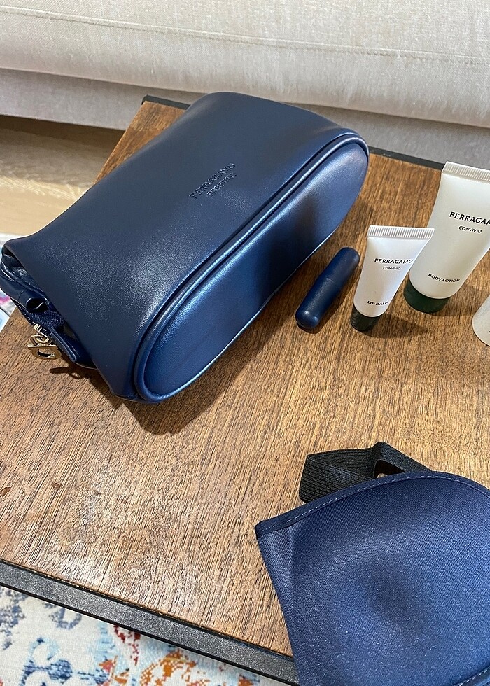 Makyaj cantası - Görsel 4