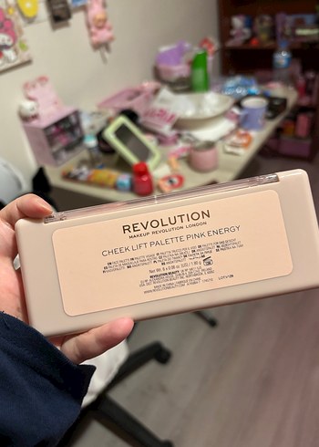 Revolution Revolution Cheek Lift Allık Paleti