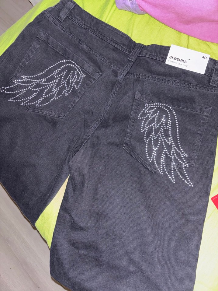 Bershka Siyah Işıltılı Kanat Baskılı Bol Kesim Jean - Görsel 3