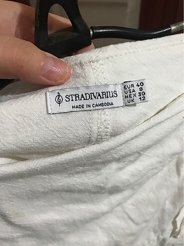 40 Beden beyaz Renk Stradivarius beyaz lolita coquette mini şort etek