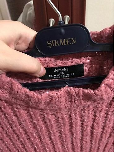 m Beden pembe Renk Bershka gül kurusu kazak
