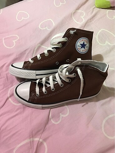 İmitasyon kahverengi Converse ayakkabı