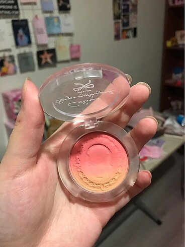 Sephora Colorrose Embossed Queen coquette allık