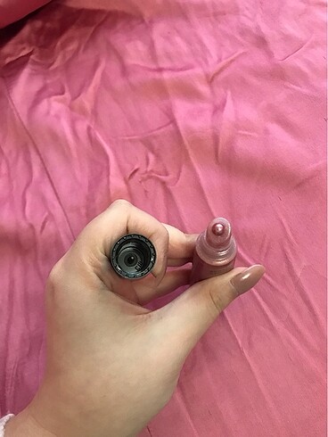 Beden Victoria's Secret lip gloss (dudak parlatıcısı)