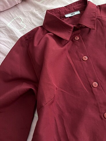 l Beden bordo Renk Yanları büzgülü dar kalıp y2k bordo gömlek