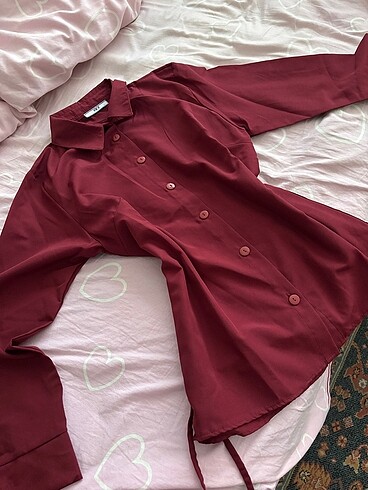 Yanları büzgülü dar kalıp y2k bordo gömlek