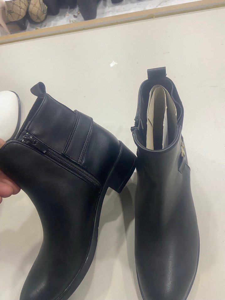 Siyah Kadın Deri Bot - Görsel 5