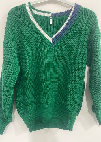 Yeşil V Yaka Örgü Kadın Kazak - Görsel 2