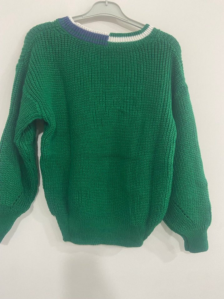 Yeşil V Yaka Örgü Kadın Kazak - Görsel 3