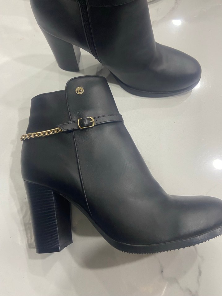 Siyah Deri Topuklu Tokalı Kadın Bot - Görsel 3