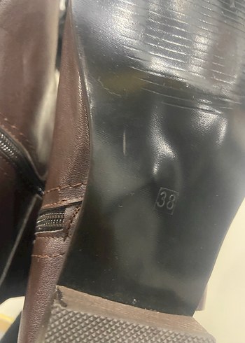 Kahverengi Deri Tokalı Kadın Bot - Görsel 3