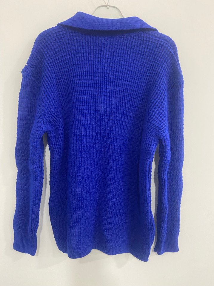 Mavi V Yakalı Kadın Triko Kazak - Görsel 4