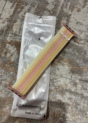 Pastel Renkli Apple Watch Kayışı